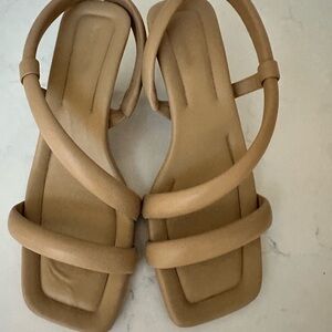 Vince Tan Women's Slingback Kitten Heels